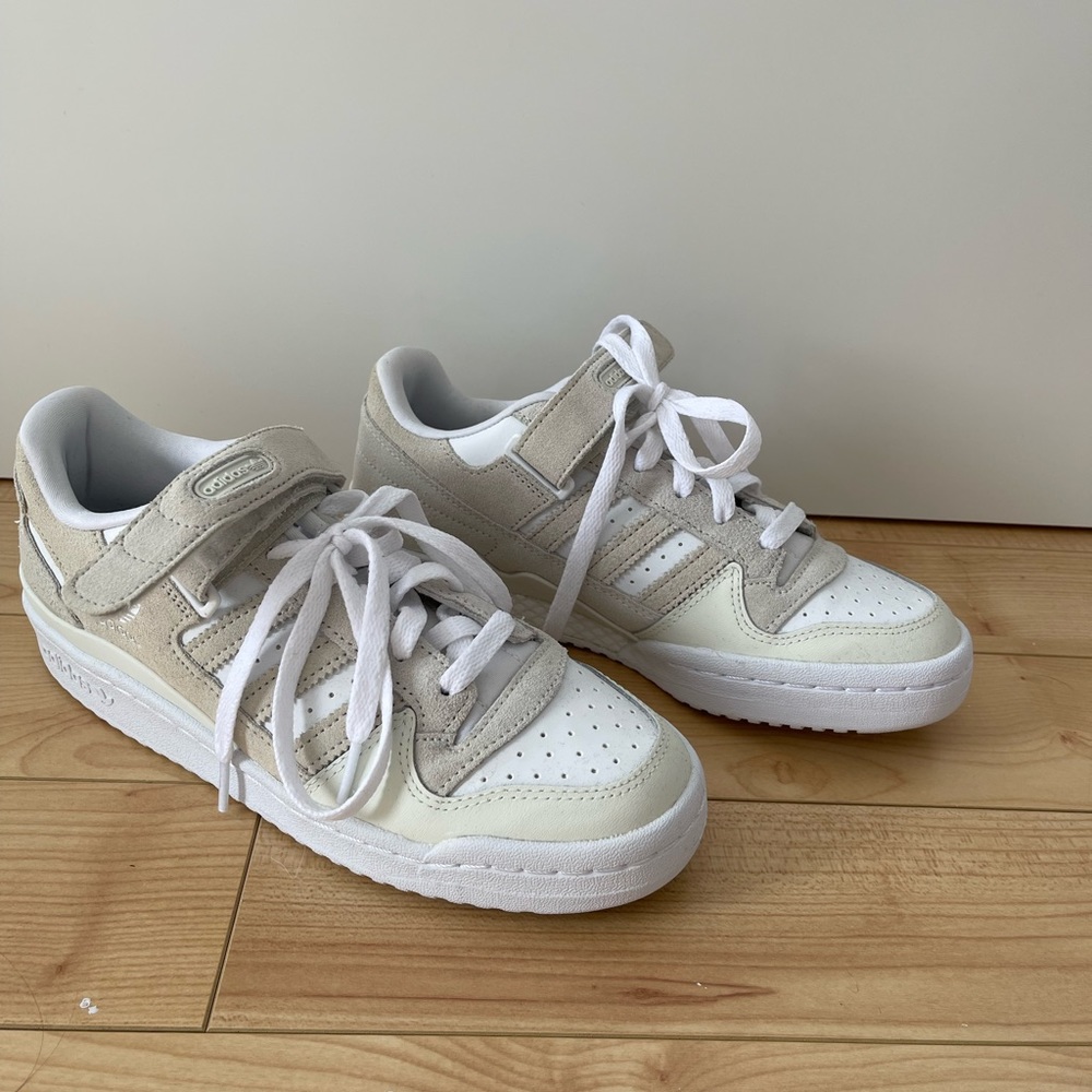 Adidas forum low